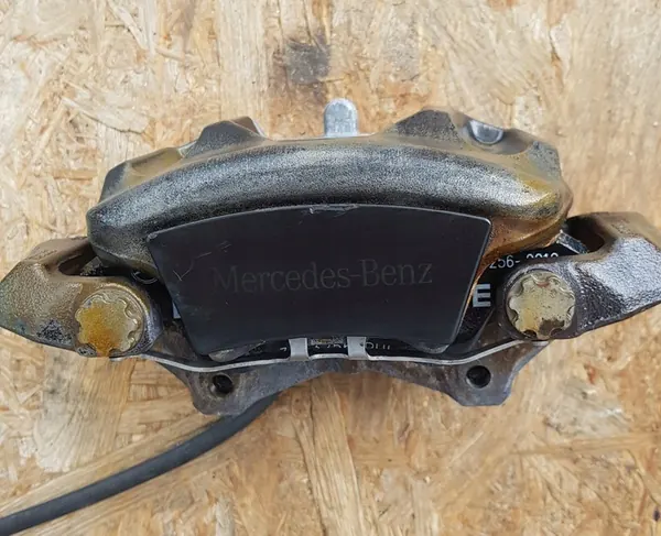 MERCEDES E W207 Compleet Voorremschijven en Klauwen OEM image 7