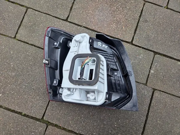 VW POLO 6R Lámpara Trasera Derecha Taiwán 6R0945258A image 6