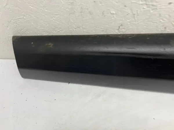 OEM 9808748977 Rechter Achterdeurlijst - Gebruikt image 3