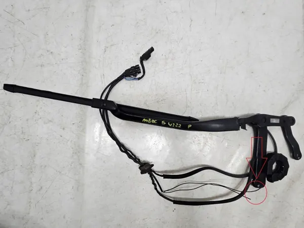 Mercedes W222 etupyyhinvarsi OEM A2228200640 image 2
