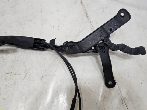 Mercedes W222 etupyyhinvarsi OEM A2228200640 image 10