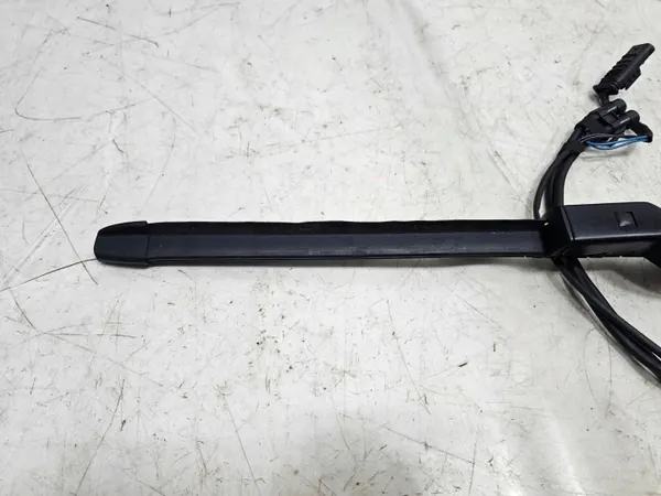 Mercedes W222 etupyyhinvarsi OEM A2228200640 image 4