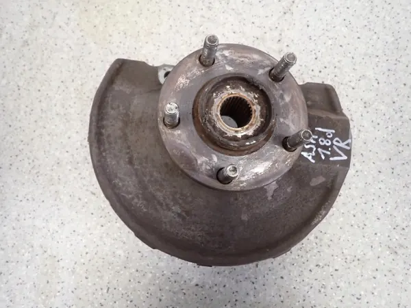 Pivot avant droit Mitsubishi ASX 1.8 DID 10-16 OEM image 4