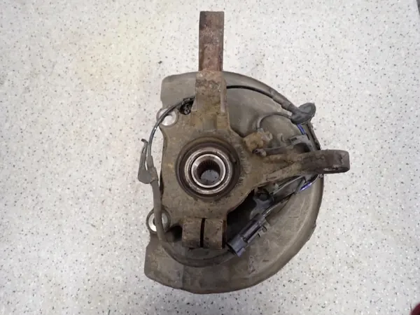 Pivot avant droit Mitsubishi ASX 1.8 DID 10-16 OEM image 7