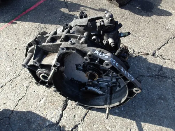 Caixa de velocidades Alfa Romeo 156 2.4 JTD usada image 2