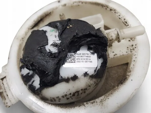 Brandstofpomp Porsche Macan 8R0919051H image 6