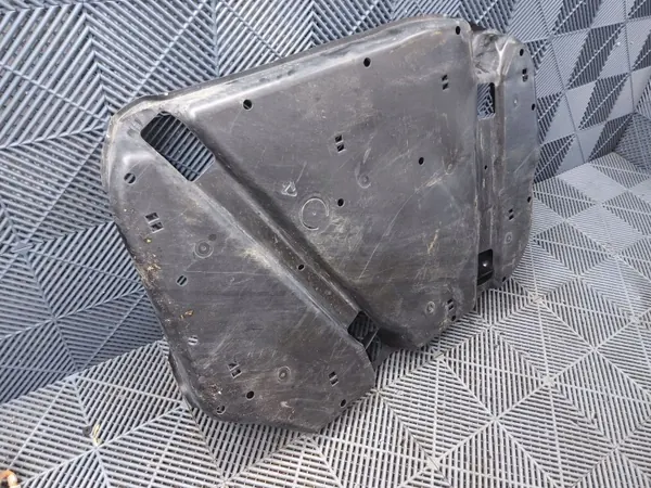 Protetor de tanque Lexus NX OEM 7760678030 image 4