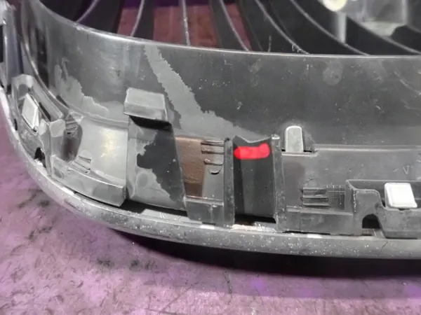 SEAT Leon II Grille OEM Zawada-384669- Gebruikt image 3
