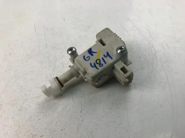 Polttoainesäiliö OEM 17182766 Skoda Octavia I (1U2) image 2