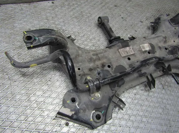 Suporte motor OEM 62401-Q0000 para Hyundai Bayon 1.0 T-GDI image 3