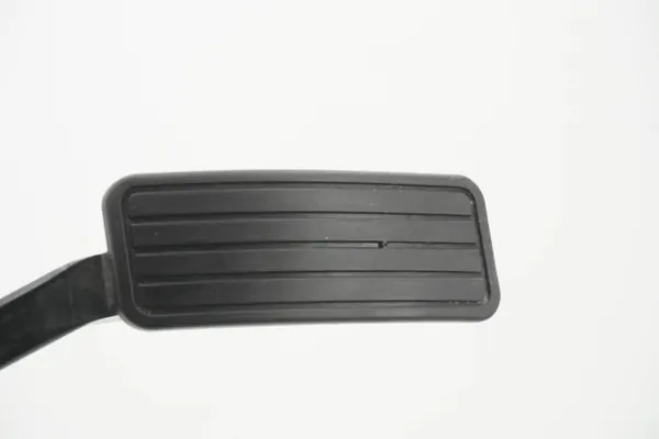 Gebrauchtes Gaspedal OEM 36010FJ050 für Subaru XV image 4