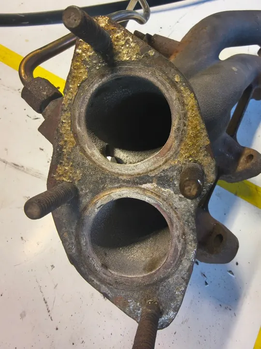 Pakoputken keräin OEM 048129591J Audi 80 B4 2.0 image 3
