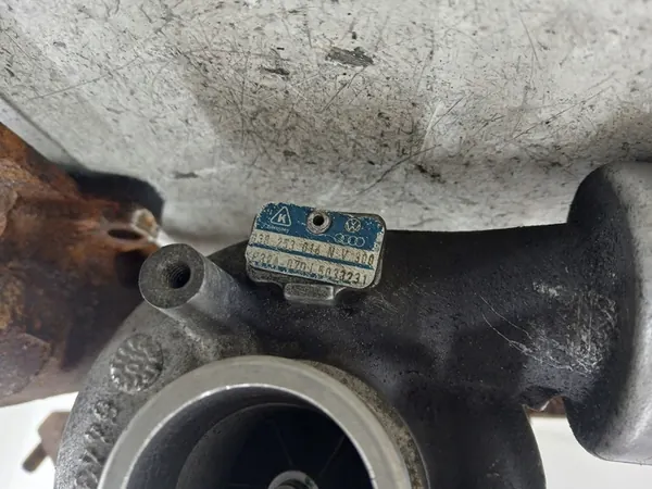 VW AUDI 1.9 TDI Turbo 038253016N image 6