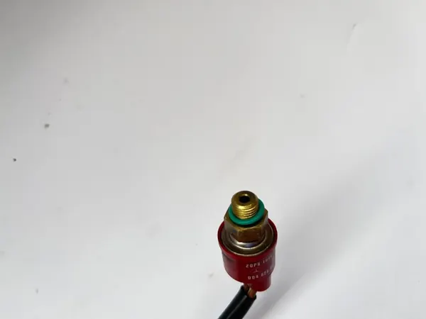 OEM CZUJNIK/SDV04519 Ilmastointi Paineanturi Mercedes W124 image 4
