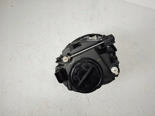 Farol direito VW Beetle 5C 2010- 5C1941006A image 5