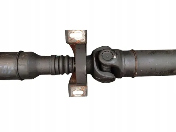 Vetokäyttöakseli OEM A2059201 Mercedes C W205:lle image 4