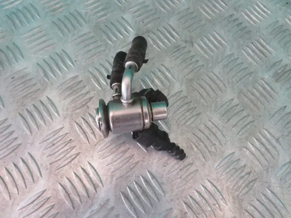 AdBlue-injector OEM 208994525R voor Renault Trafic image 2