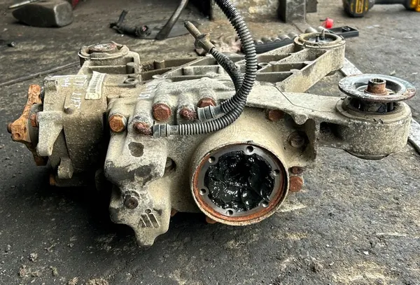 Diferencial 4X4 Skoda Yeti 1.4 TSI OEM 0BR525010E image 7