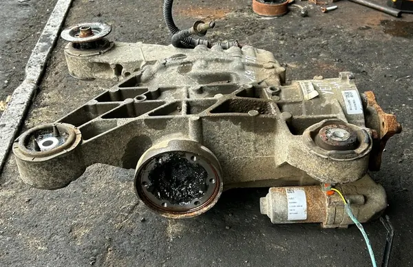 Diferencial 4X4 Skoda Yeti 1.4 TSI OEM 0BR525010E image 8