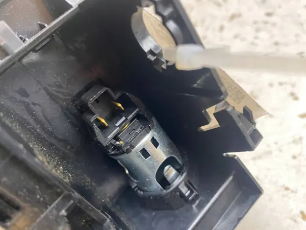 UTO82682 Enchufe encendedor trasero para Mercedes-Benz image 7