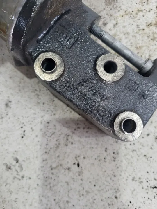 Rouleau de Tendeur de Courroie OEM 5801609437 Iveco image 3