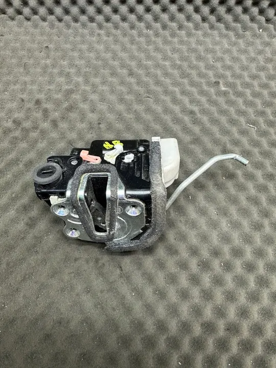 Cerradura de Puerta Trasera Derecha Kia Picanto 814201Y020 image 2