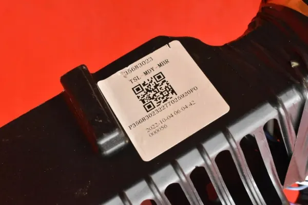 Faisceau Intérieur Tesla Model Y OEM 2489042-00-C image 6