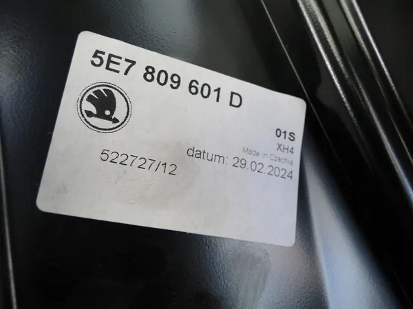 Seuil de réparation arrière gauche Skoda Octavia 5E7 OEM 5E7809601D image 7