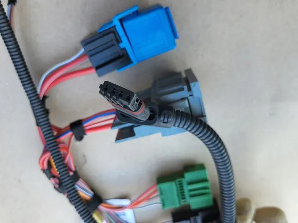 Moottoritilan Kaapeli BMW 3 E91 E90 318D image 4