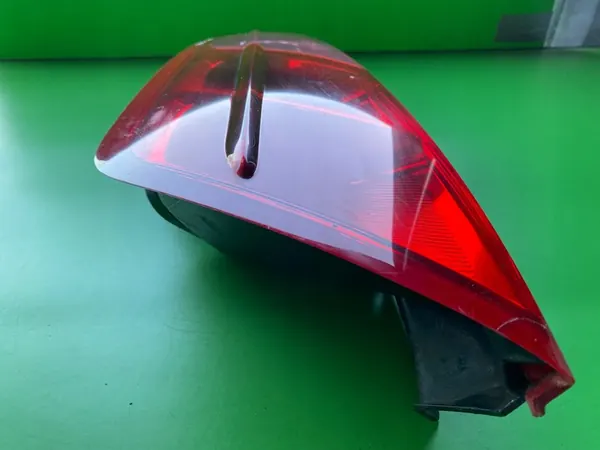 Luz Trasera Izquierda Fiat Grande Punto + Bombilla - 51701589 image 9