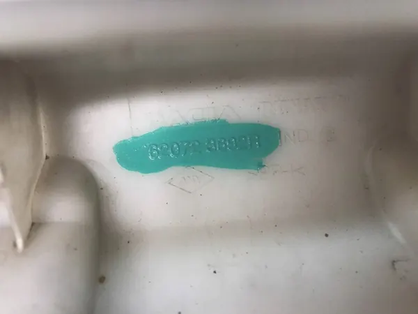 Dacia Sandero 2021 Moldura do Para-choque Frontal 620723692R image 9