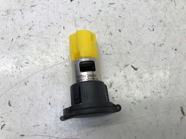BYD SEAL U 12V 120W Tupakansytytinpistorasia SA3EFU-3725020 image 6