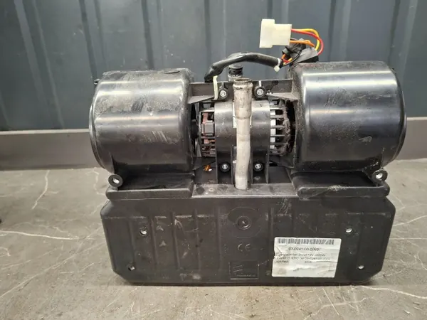 Chauffe-eau Mercedes OEM 22.2282.11.6150 - Occasion image 2