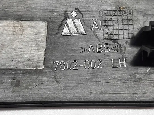 Spiegelabdeckung links schwarz OEM 7802-002 Nissan Juke image 3