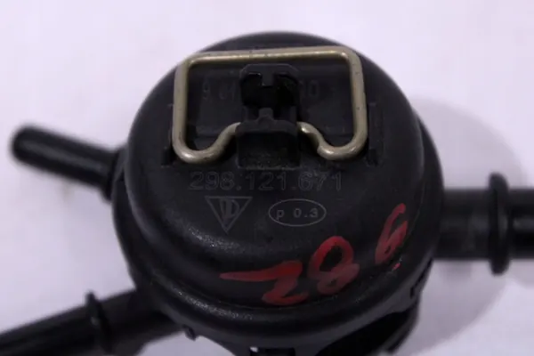 Porsche luchtklep OEM 298121671 voor Boxster 982 image 3