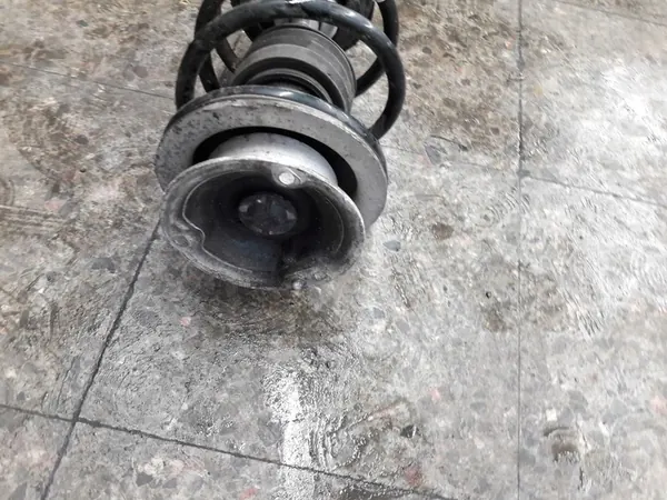 Ammortizzatore Anteriore Destro BMW E60 2.0D image 3