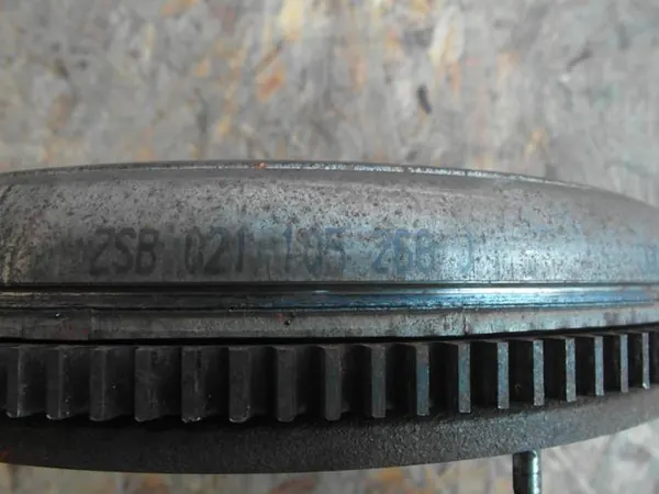 Embreagem GOLF IV BORA 2.8 V6 LUK 022105266J image 8