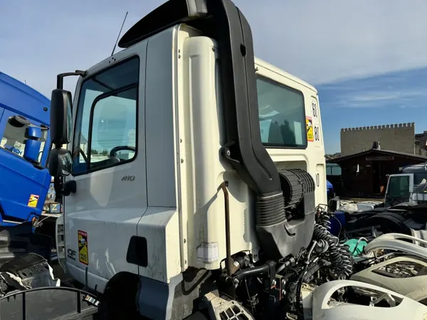 DAF OE dagcabine voor CF 2014 - Gebruikte staat image 4