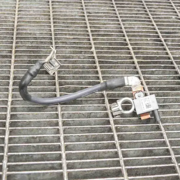 Klema minusowa VW Polo 1.4L 2012 5Q0915181E image 3