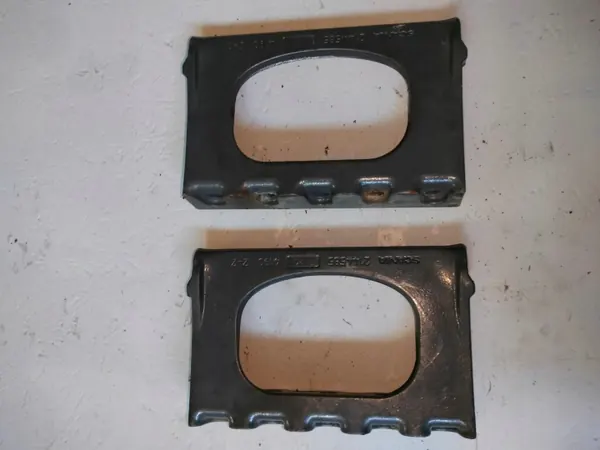AdBlue-tankbevestiging OEM 2144585 image 2