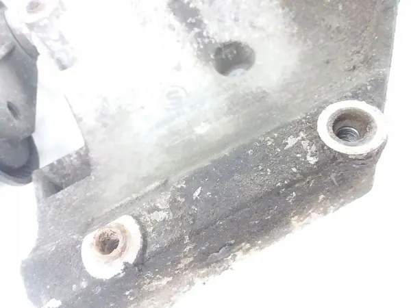 Support de compresseur de climatisation SsangYong Rexton 2006 A6652340839 image 3