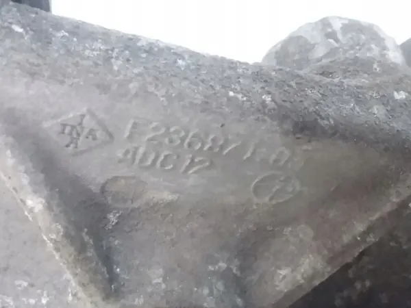 Support de compresseur de climatisation SsangYong Rexton 2006 A6652340839 image 4