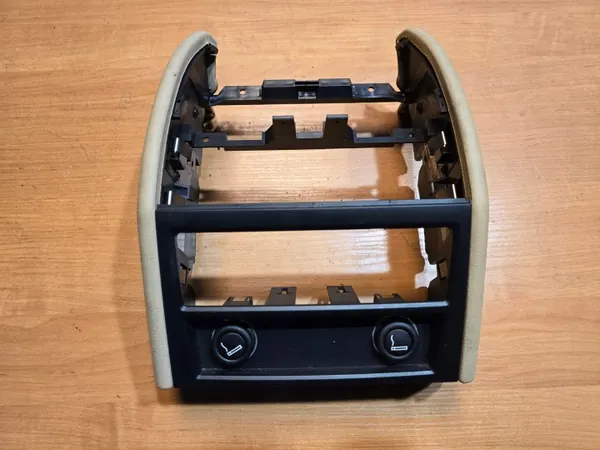 Cadre Allume-Cigare BMW F01 OEM 9113673 image 2