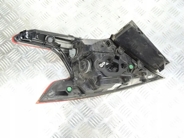 Peugeot 308 II T9 Lámpara Trasera Derecha OE 9677817580 image 3