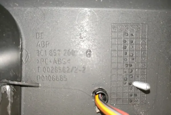 Lenksäulenabdeckung OEM 3C1857200 für Passat B6 image 3