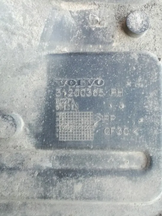 Volvo OE 31200365 underkarosskydd bak höger image 6
