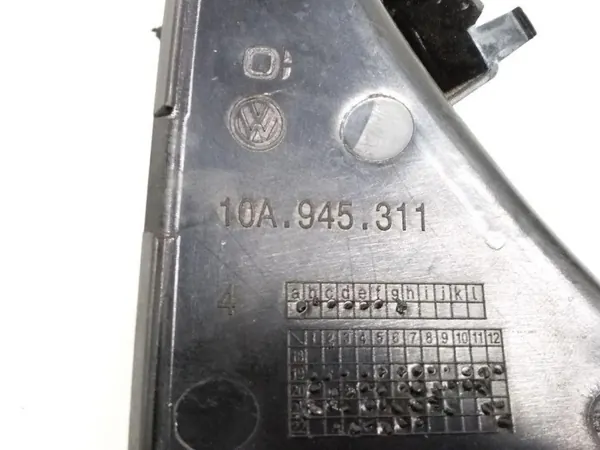 VW ID.3 vänster baklyktsskydd OEM 10A945311 image 5
