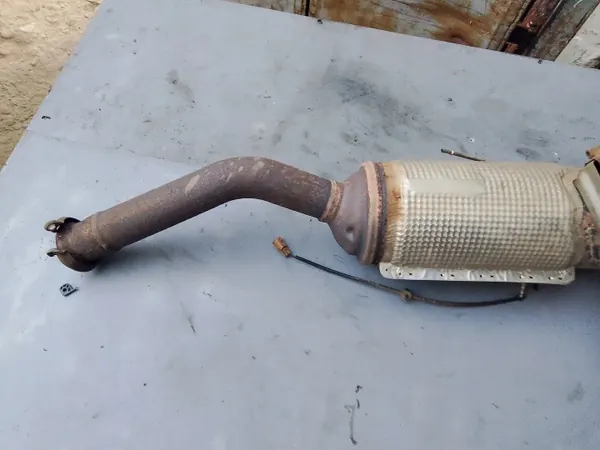 OEM 208023547R C633 DPF Katalysator Gebraucht image 4