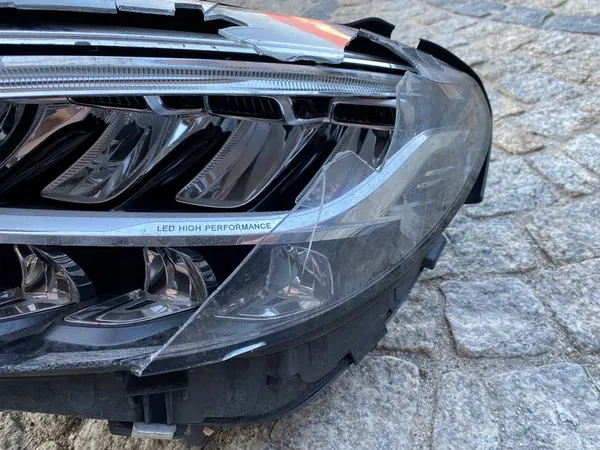 MERCEDES C-Klasse Linker Voor Full LED Lamp image 4