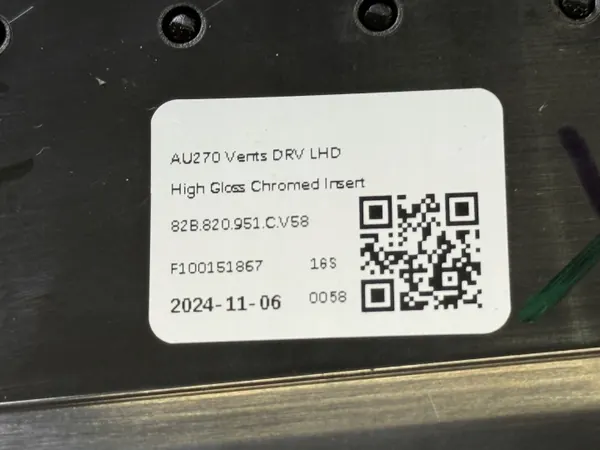 Grille de ventilation Audi A1 82A OEM 82B820951C image 4